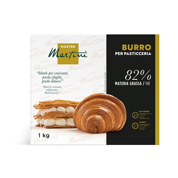 Master Martini Konditorbutter 1kg, 82% Fett, mit Croissant und geschichtetem Blätterteig mit Creme.