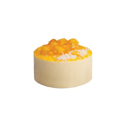 Runde Mango-Mousse-Torte mit glänzendem orangefarbenem Fruchtspiegel und Kokosraspeln auf cremefarbenem Boden