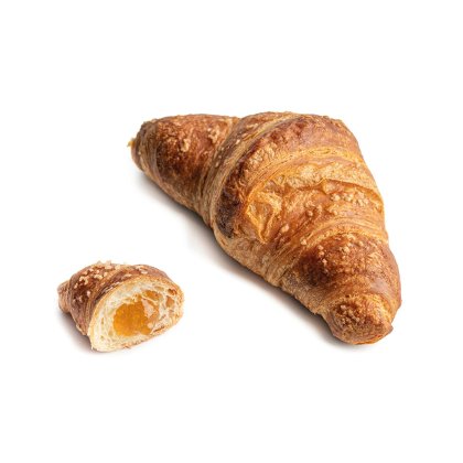 Goldbraunes Croissant mit einem kleineren aufgeschnittenen Stück, das die Aprikosenfüllung zeigt, auf weißem Hintergrund