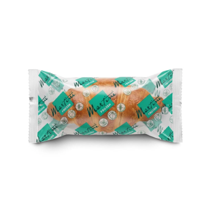 Croissant in durchsichtiger Kunststoffverpackung mit sich wiederholendem türkisfarbenem „Martini Frozen“-Logo