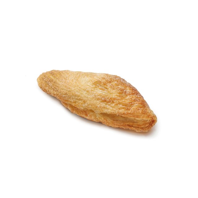 Goldener, blättriger Blätterteig-Croissant mit Zuckerkruste, in Form einer länglichen Mondsichel, auf weißem Hintergr...
