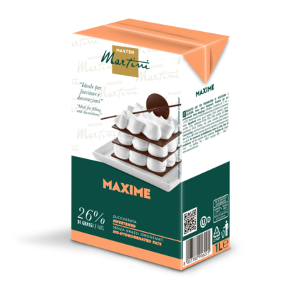 1L-Packung Master Martini Maxime gezuckerte Sahne, 26% Fett, mit Schichtdessert auf der Verpackung.