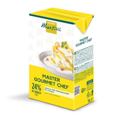 Gelbe 1L-Packung Kochsahne Master Martini Gourmet Chef, 24% Fett, mit Pastagericht auf dem Etikett.